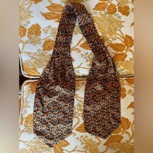 Vintage silk paisley ascot